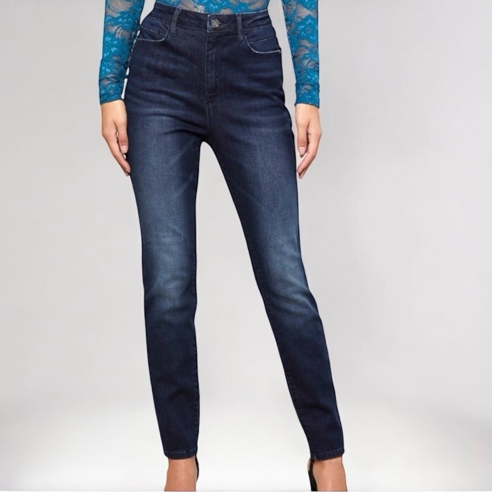 Bebe High Waist Skinny Leg Jean Size 26 Dark Blue Wash
